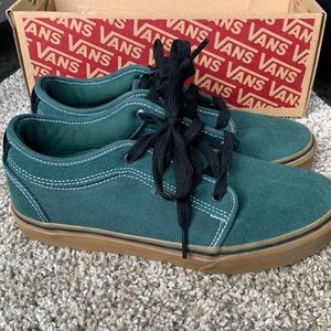 Vans-Chukka Low